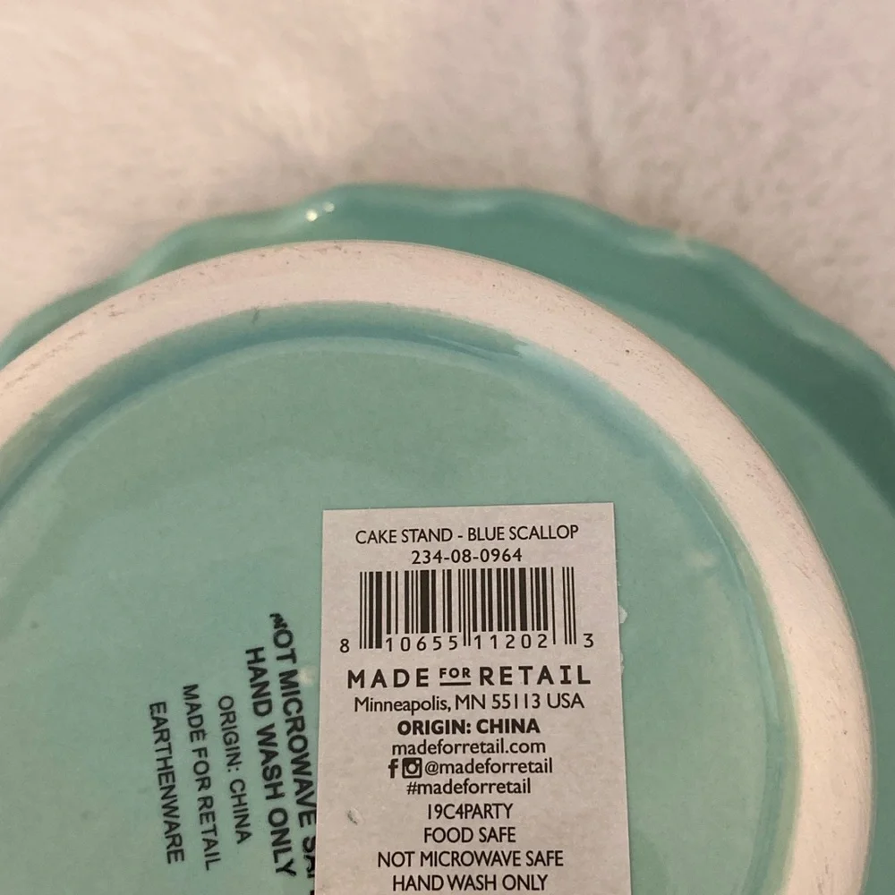 Target BP 2019 Scalloped Aqua Cake Stand